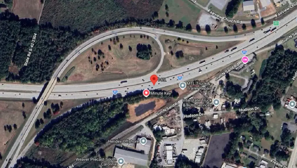 Multi-Vehicle Crash Shuts Down I-85 in Atlanta