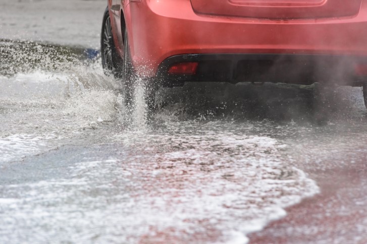 Handle Hydroplaning Accident in Georgia Roads | Call 678-310-2827 for free consultation
