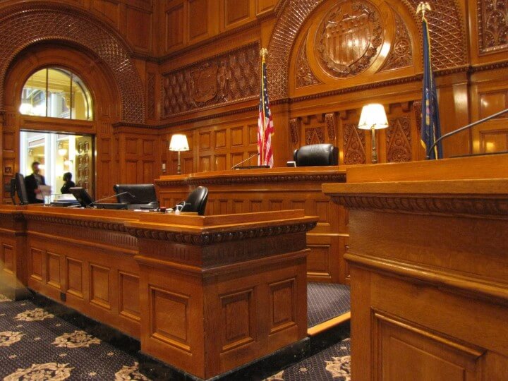 Difference between Workers’ Comp vs Injury Lawsuits Georgia | Call 678-310-2827 for free consultation.